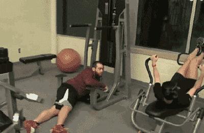 有这样的班主任你还敢逃学吗,有这样一个班主任