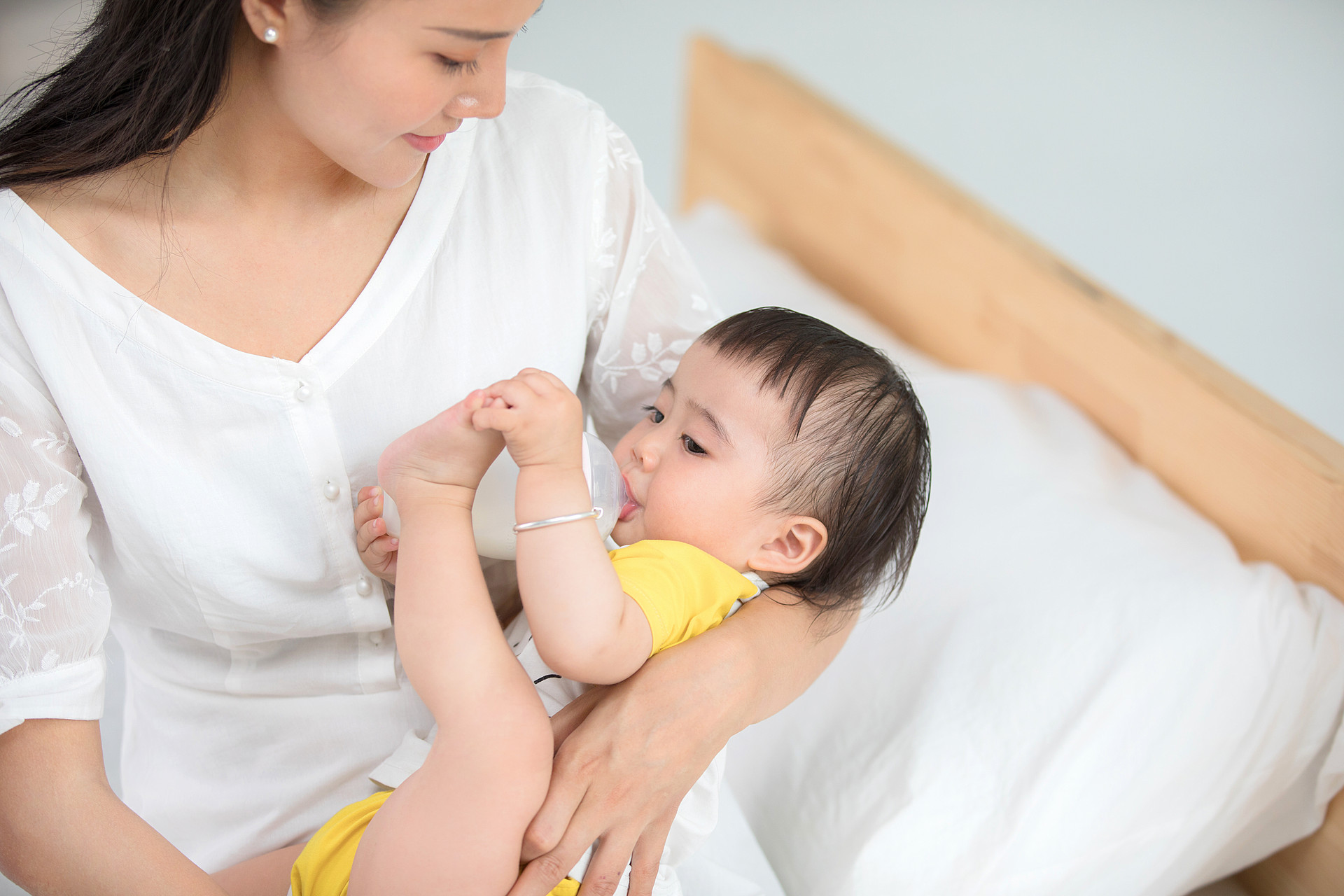 介绍防止孩子吃太多的9种方法,孩子吃得多且频繁正常么