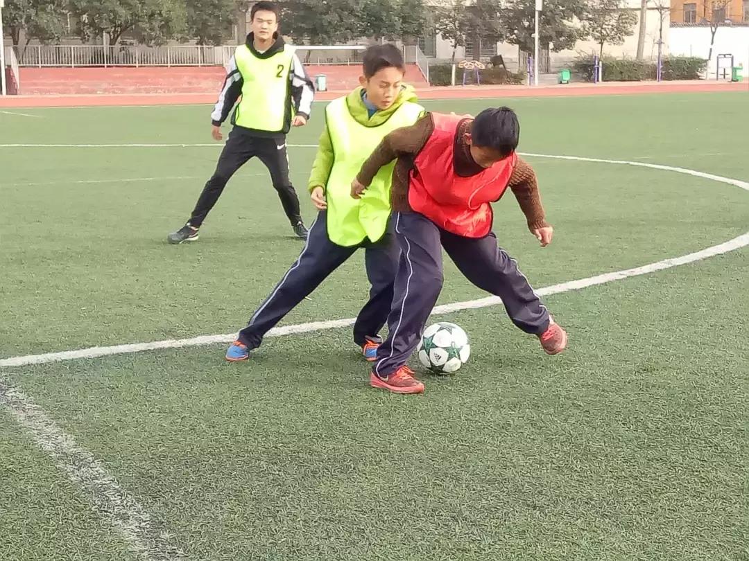 开封十四中篮球比赛视频,开封二十五中足球赛