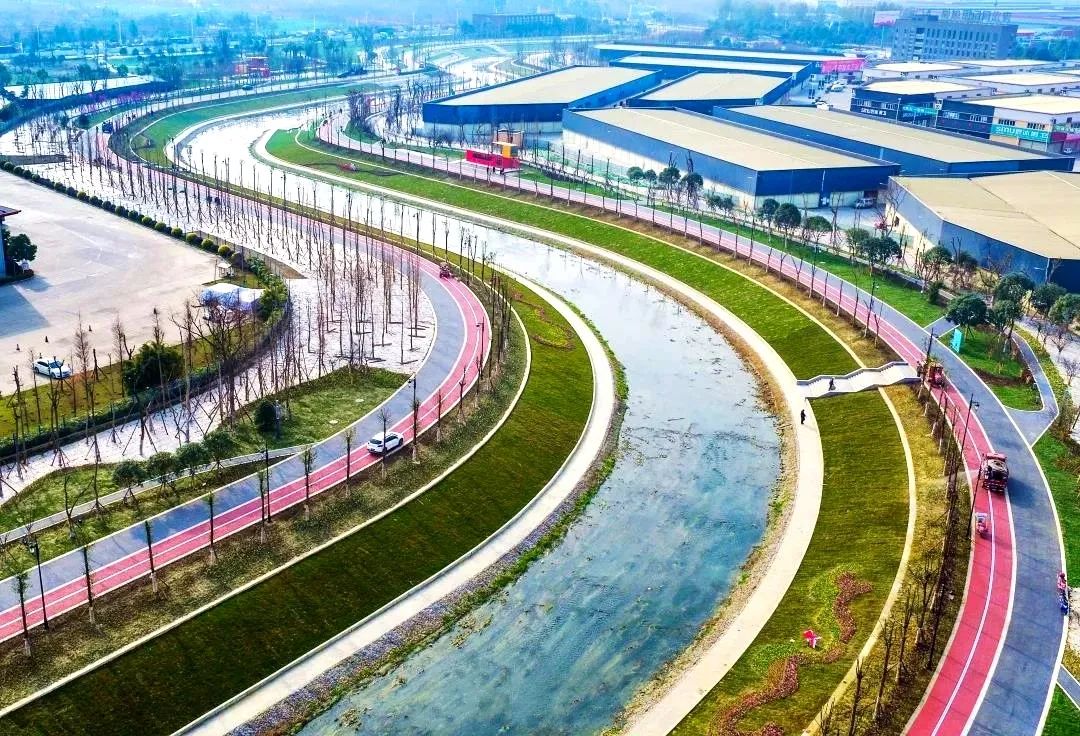 成都城市绿道,成都被山包围