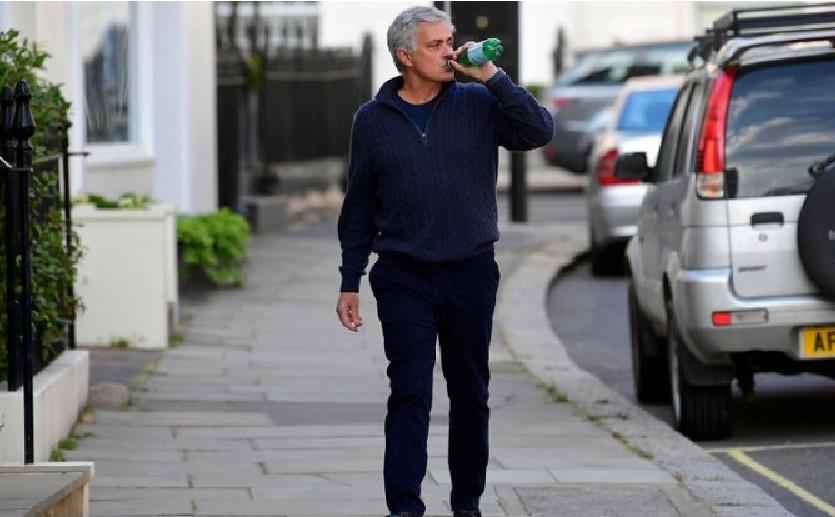 穆帅回应执教邀约,穆帅评皇马淘汰曼城