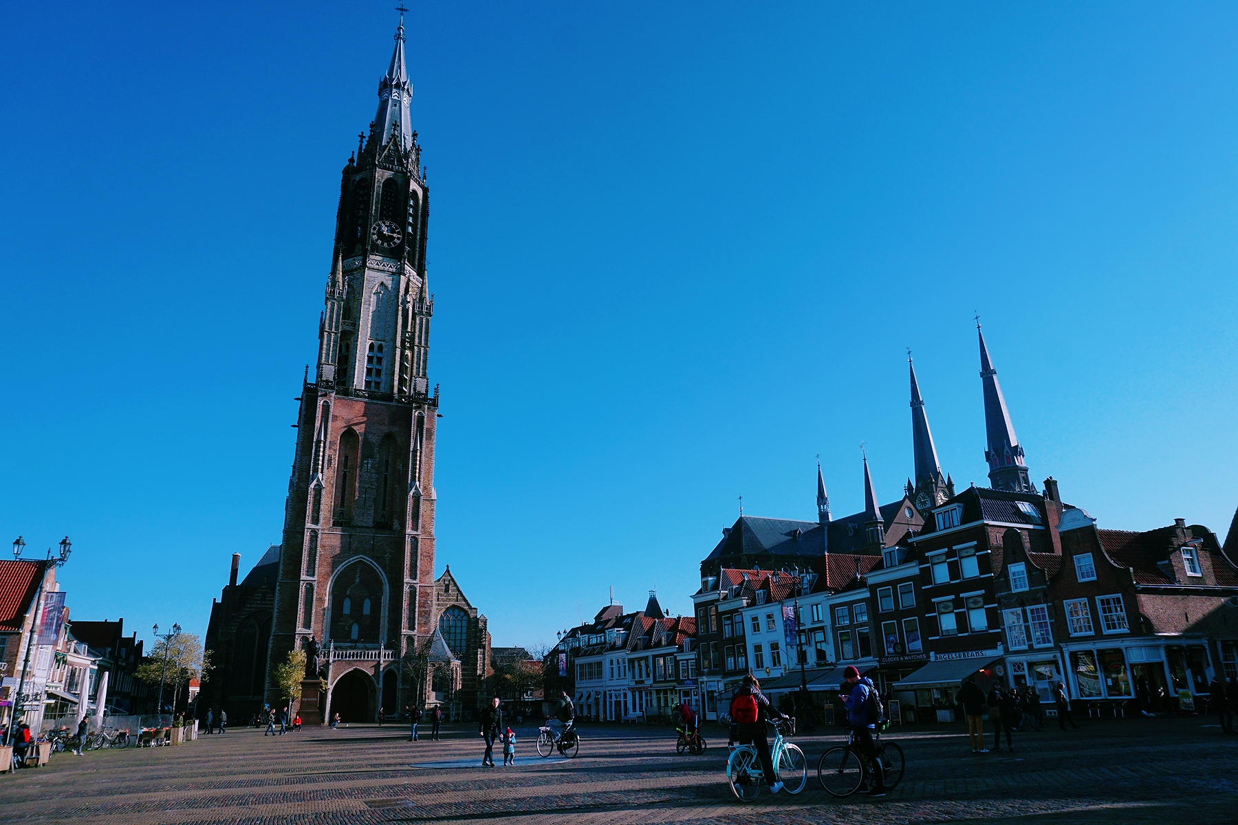 荷兰国宝代尔夫特蓝，原是中国瓷器仿品，却成王室最爱驰名世界