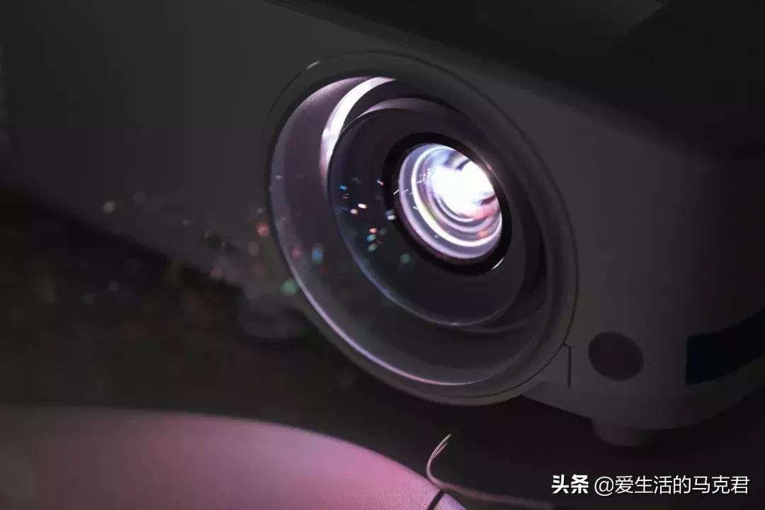 6千元投影仪评测,千元内无线同屏投影仪测评