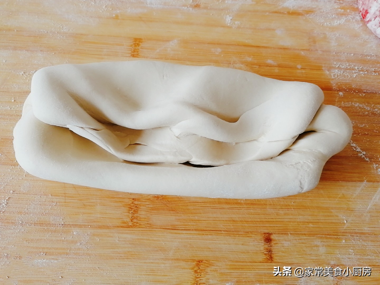 戗面馒头怎么做的光滑,教你做戗面馒头