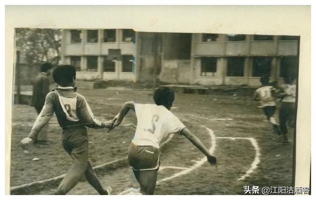 四川泸州百年老二中挥手告别，我们不该遗忘