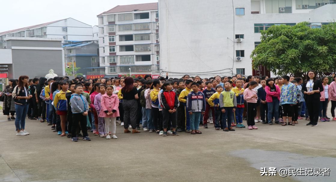 四川省岳池县酉溪镇酉溪中学,广安岳池县酉溪中学校