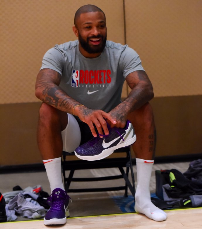 太没人情味！火箭硬汉无心留念，直言想加盟需要自己的球队