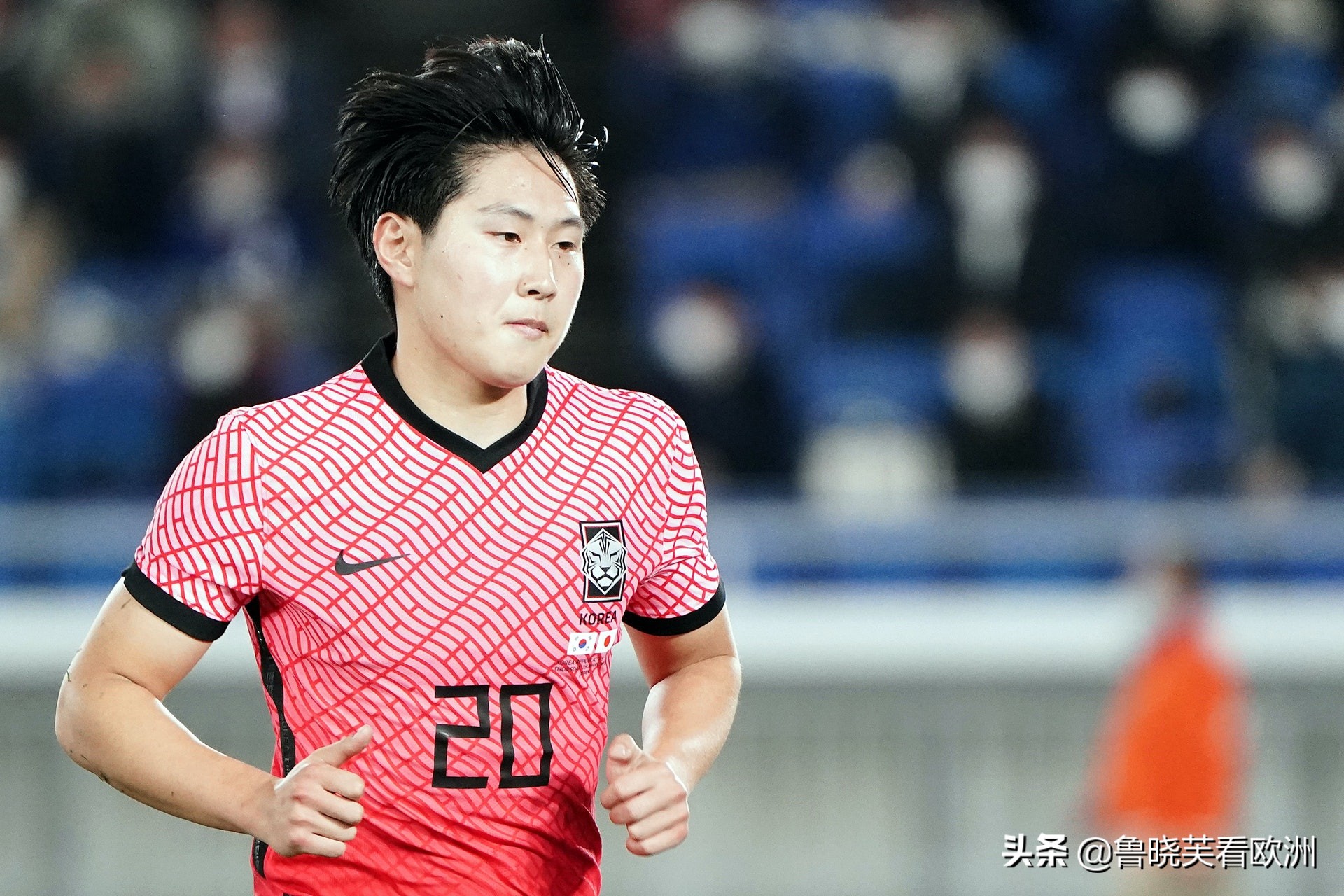 韩国足球2019年队服,韩国和日本的足球队徽
