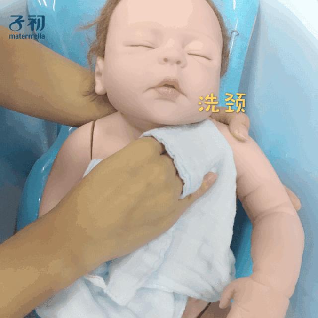 小乔问诊|新手父母们一定要知道！新生儿沐浴的这些事儿！