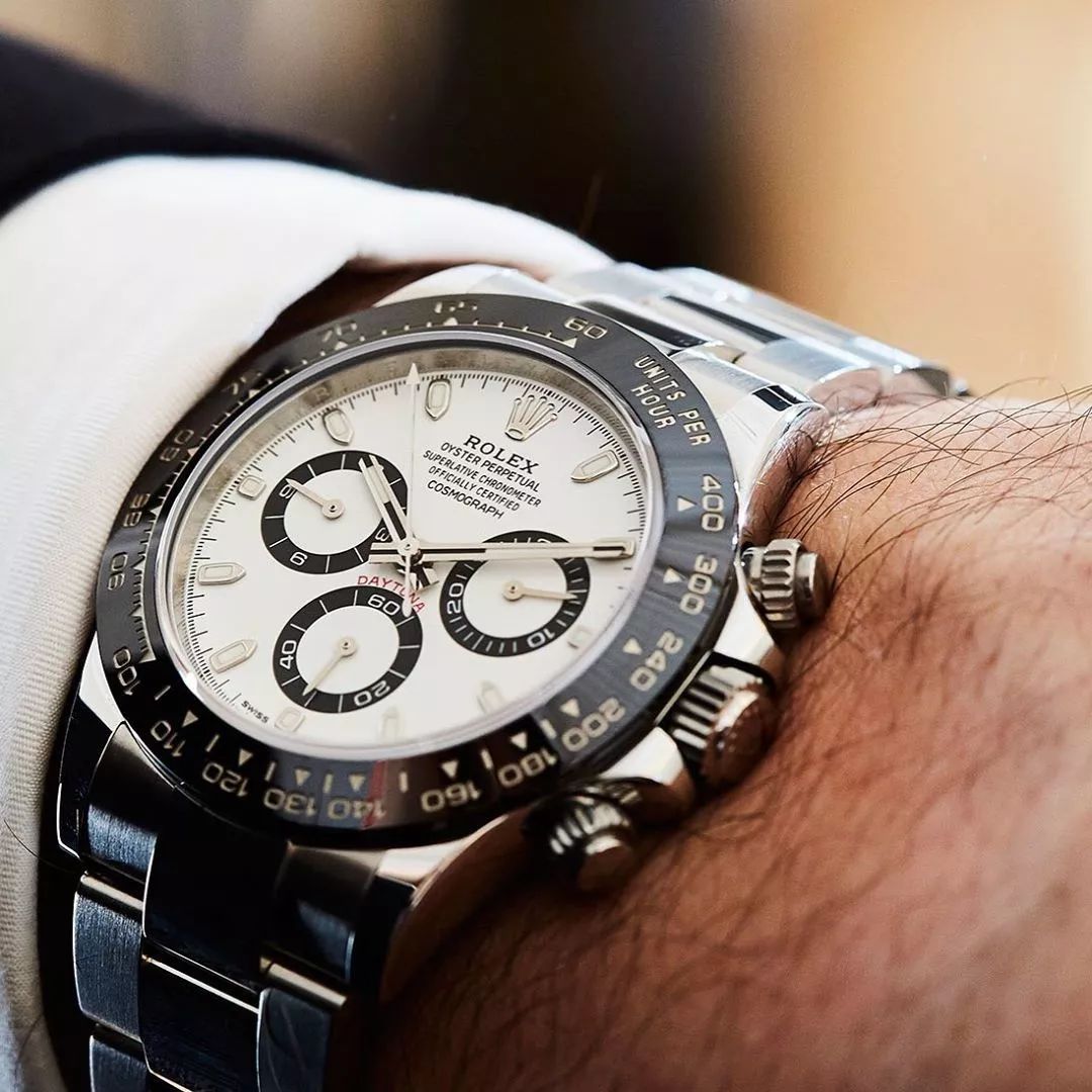 年轻人戴的4款表,现在最值得入手25多万的二手表