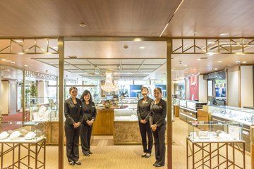 日本机场免税店工作日常,日本的免税店工作累吗