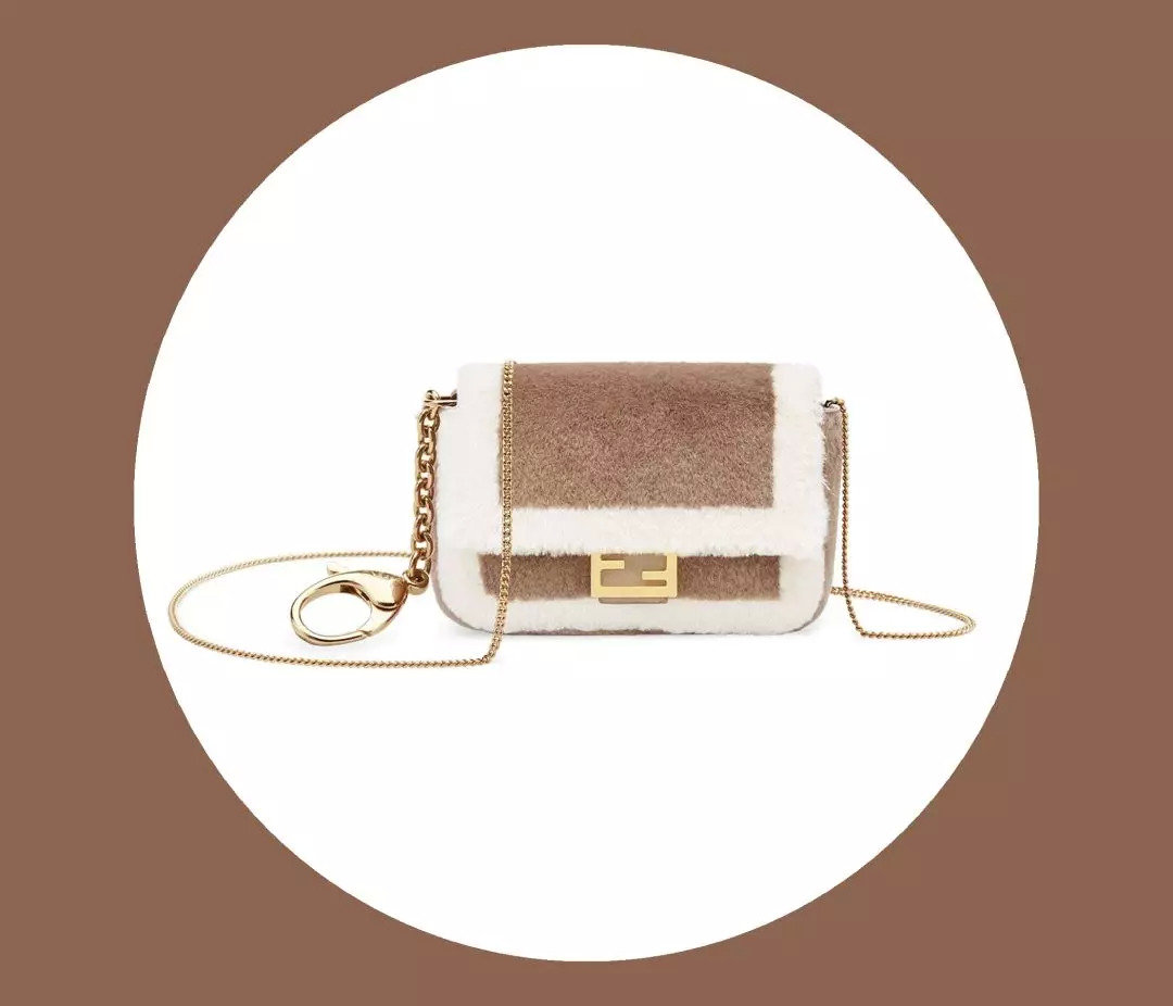 买一送一套包,买一赠一背包