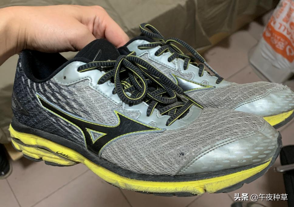 初级跑者跑鞋推荐1000米,618入门跑鞋