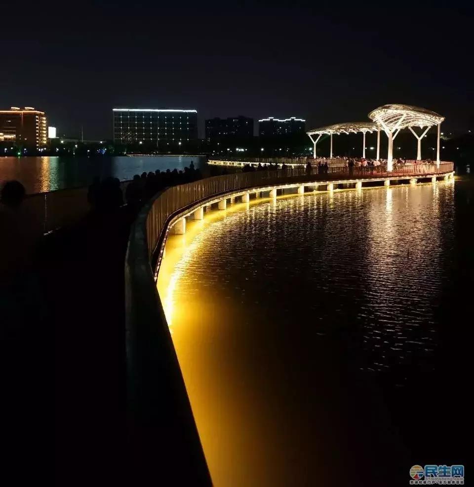 芜湖银湖公园在什么地方,芜湖银湖公园傍晚