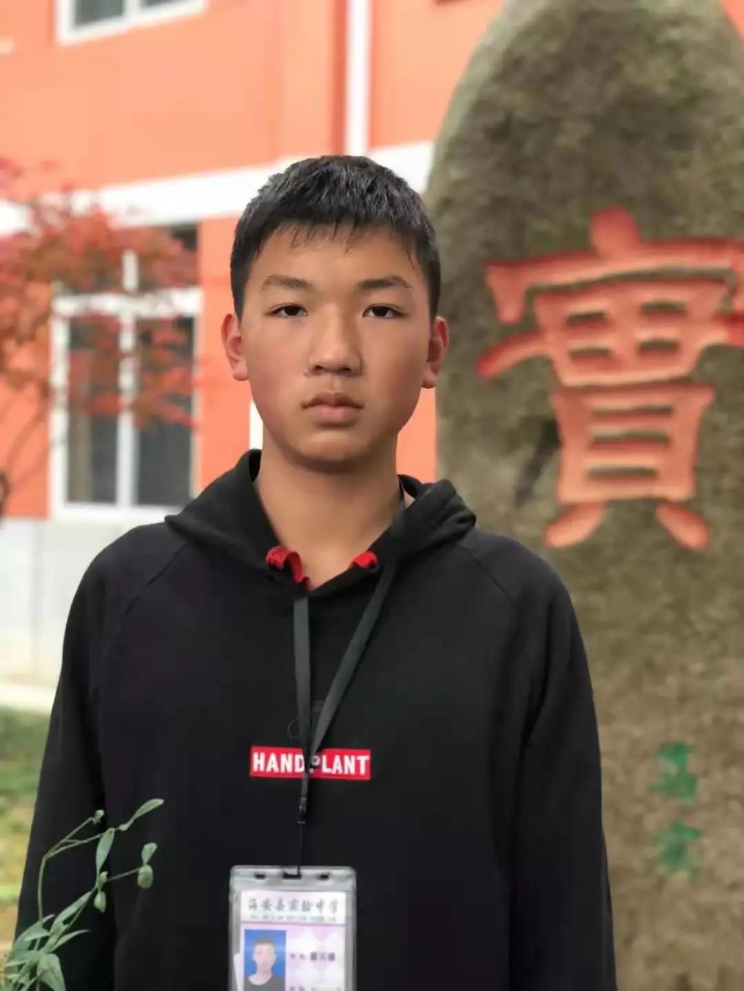 他们绘就多彩青春