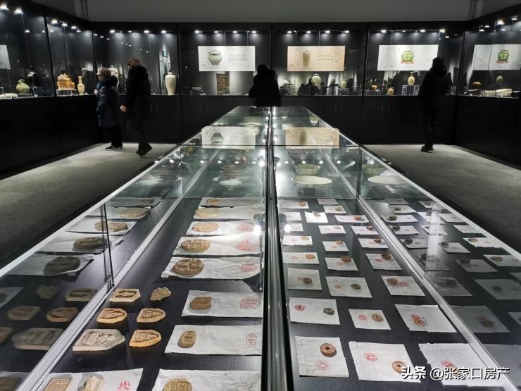 最大露天滑冰场,全国最大室内滑冰场