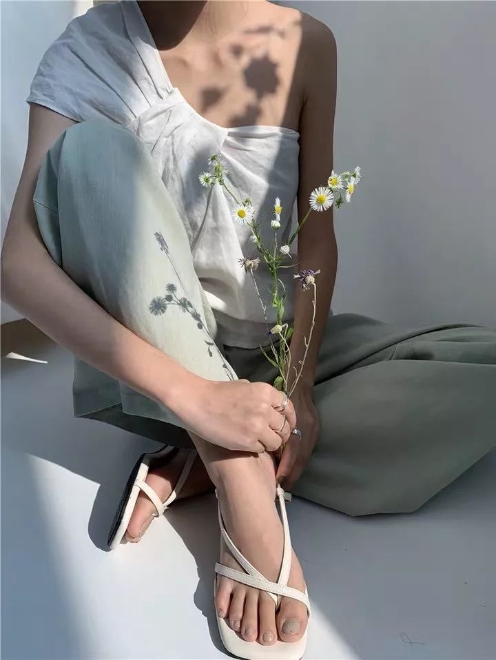 脚长怎么选鞋显脚小,脚胖脚宽不好看穿什么鞋