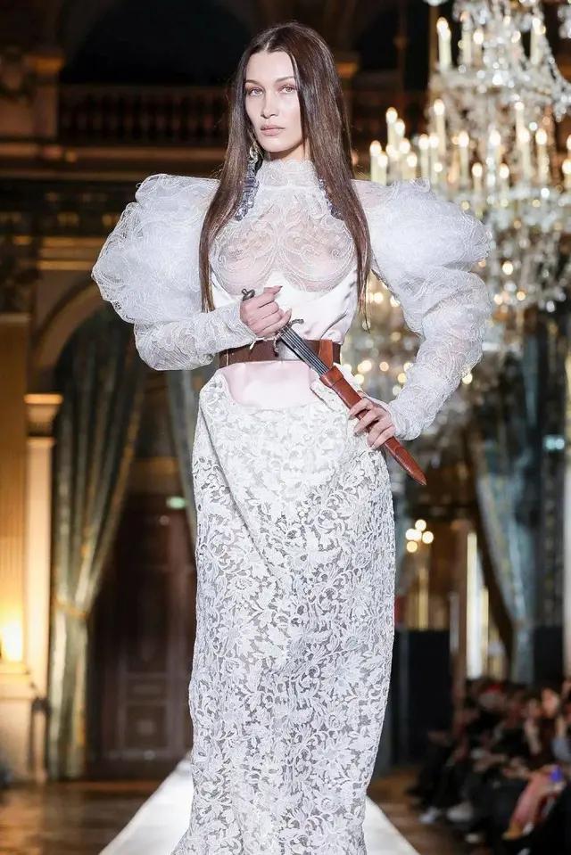 eliesaab2018高定晚礼服,valentino高定晚礼服2019