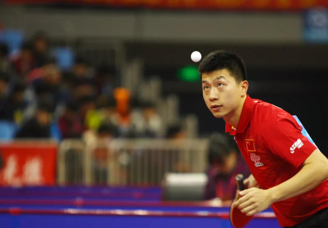 乒乓球弧圈球手腕手指的动作要领,乒乓球扣杀手腕动作