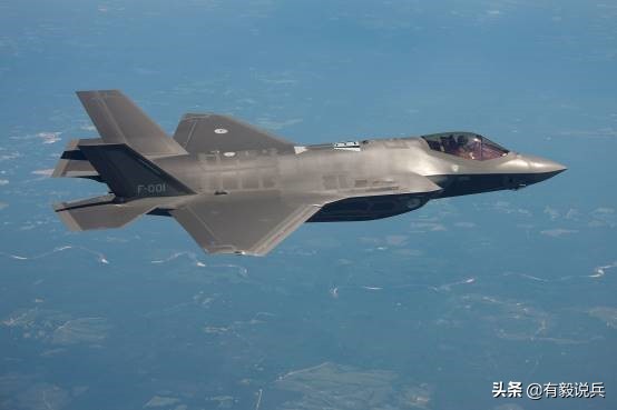 f35闪电隐身战斗机精彩视频上集,F-35闪电战机