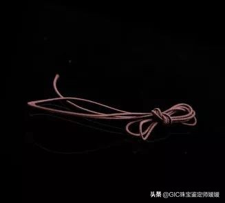 手串戴久了真的会给人带来好运吗,玉石手串戴久了会不会有划痕