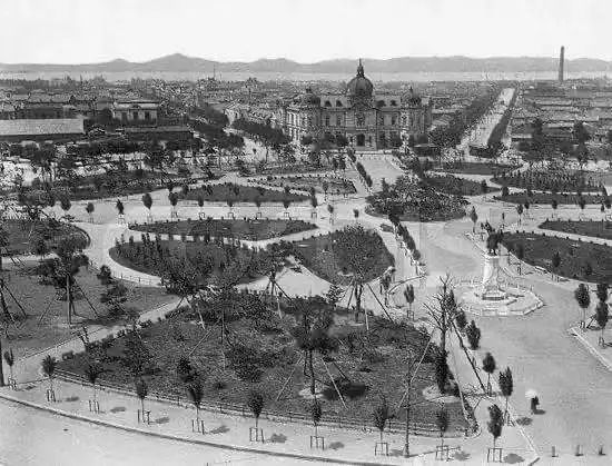 这些特大城市里，这个北方海边城市真的挺“大”