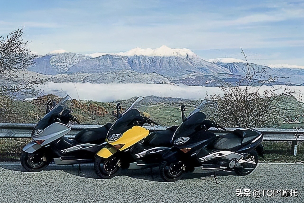 雅马哈tmax560二十周年限量版,2024款雅马哈tmax560摩旅