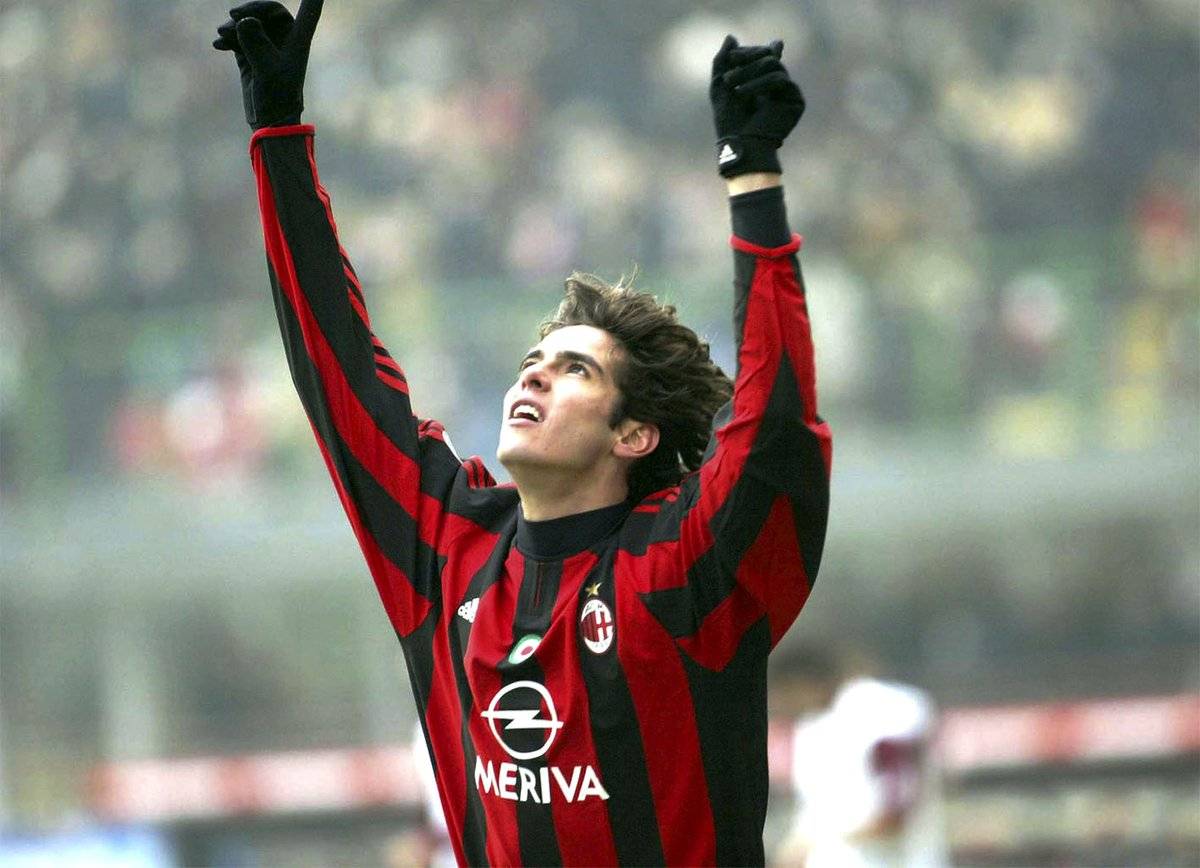 天下足球十大煽情文案莫泊桑,天下足球十大煽情文案经典语录