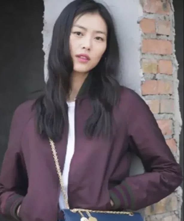 刘雯大包包推荐,刘雯同款豹纹包包