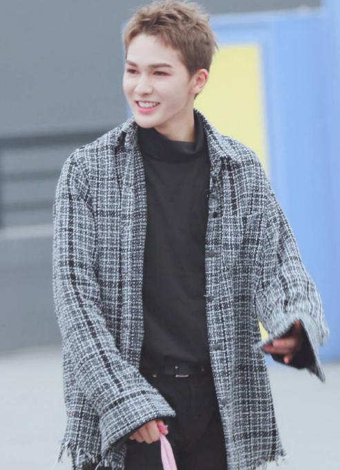 小鬼尤长靖在鬼屋里喊ninepercent (ninepercent小鬼尤长靖互怼)