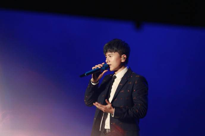 张杰袁娅维说散,张杰谢娜快本落泪