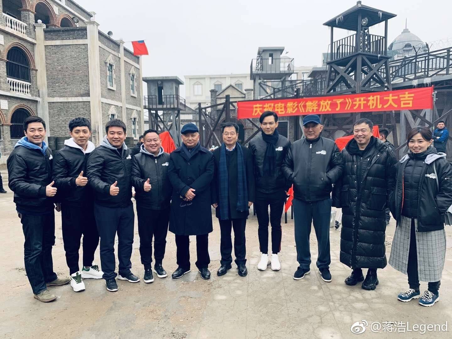 钟汉良又一新剧杀青来袭,钟汉良解放了杀青