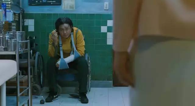 片长125分钟，拳拳到肉！韩国《新世界》导演的新片，质量又很高