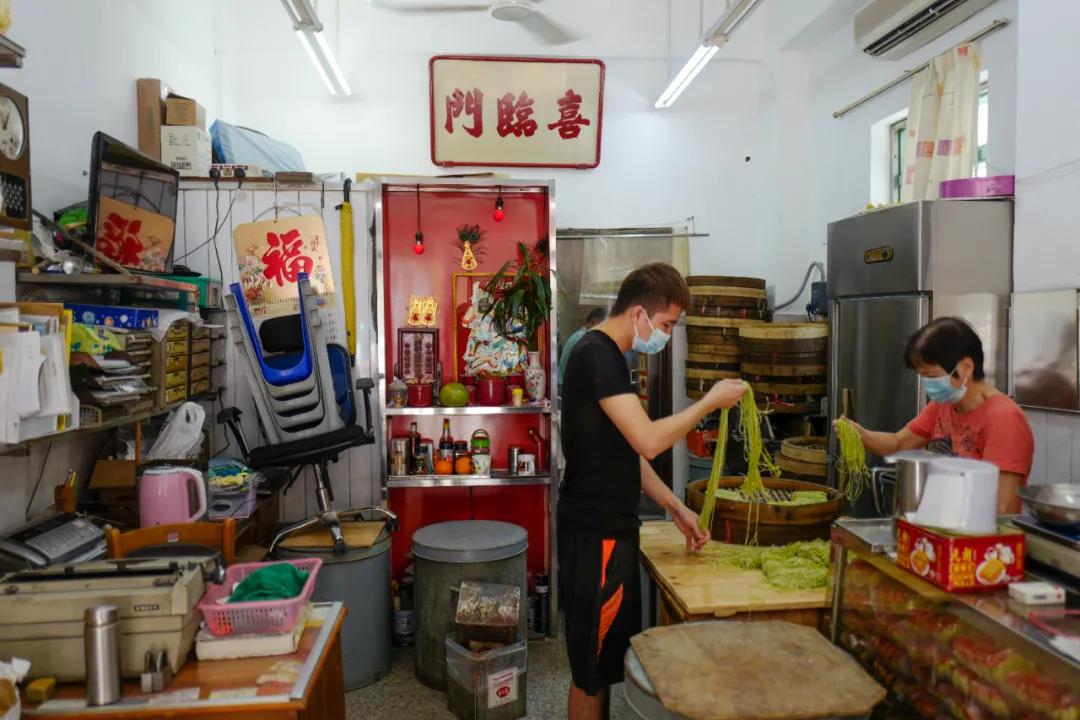 钜记手信澳门都是一个价格吗,澳门钜记手信澳门旗舰店