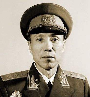红四方面军出来的将帅,红四方面军出了哪些猛将