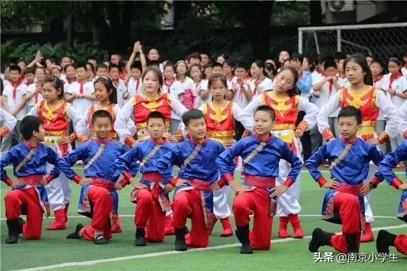 第十届锦江杯中小学足球联赛,市青少年足球联赛落幕