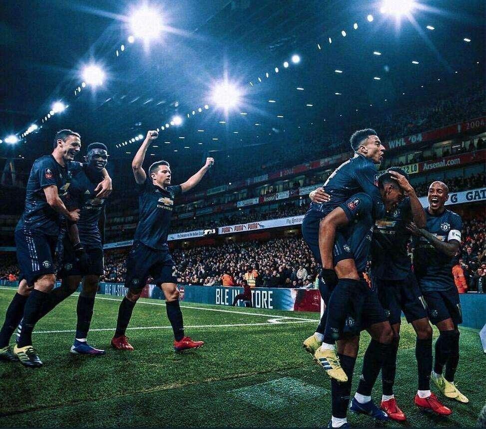 大巴黎0-1不敌朗斯,18-19欧冠大巴黎对曼联