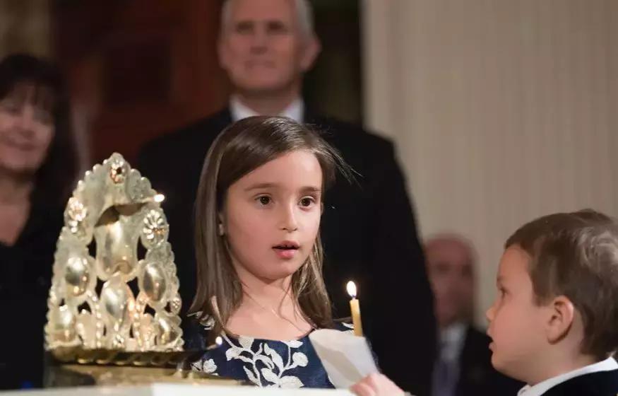 特朗普女儿生活照曝光,终于明白谁是贵族，谁是土豪！