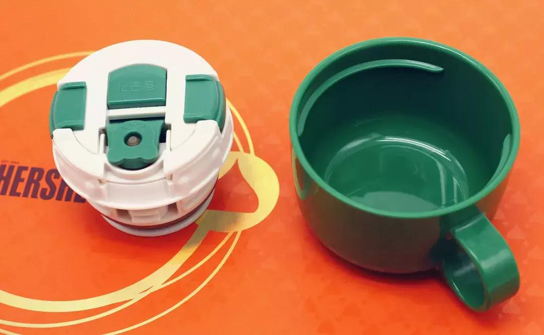 让孩子爱上用杯子喝水,让孩子爱喝水的杯子