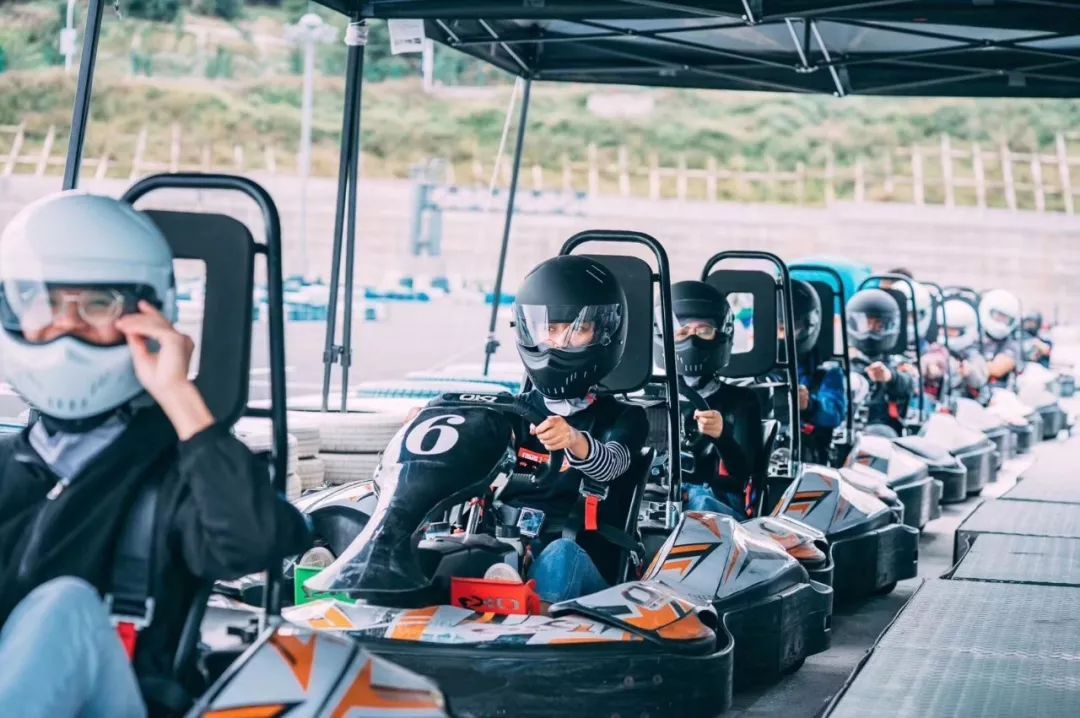 璇楁剰鍘﹂棬,璇楁剰鍘﹂棬浜烘枃闆嗙編