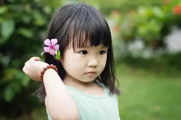 孩子觉得偏心不公平怎么办,当孩子面对不公平的待遇怎么疏导