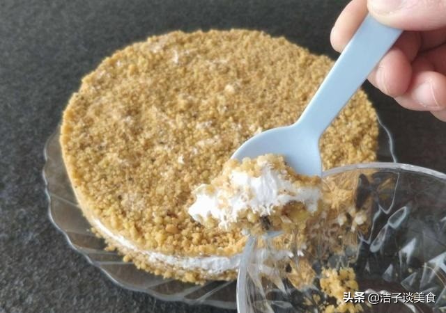 不用面包糠的蛋糕制作,不用烤箱也能做出松软香甜的蛋糕