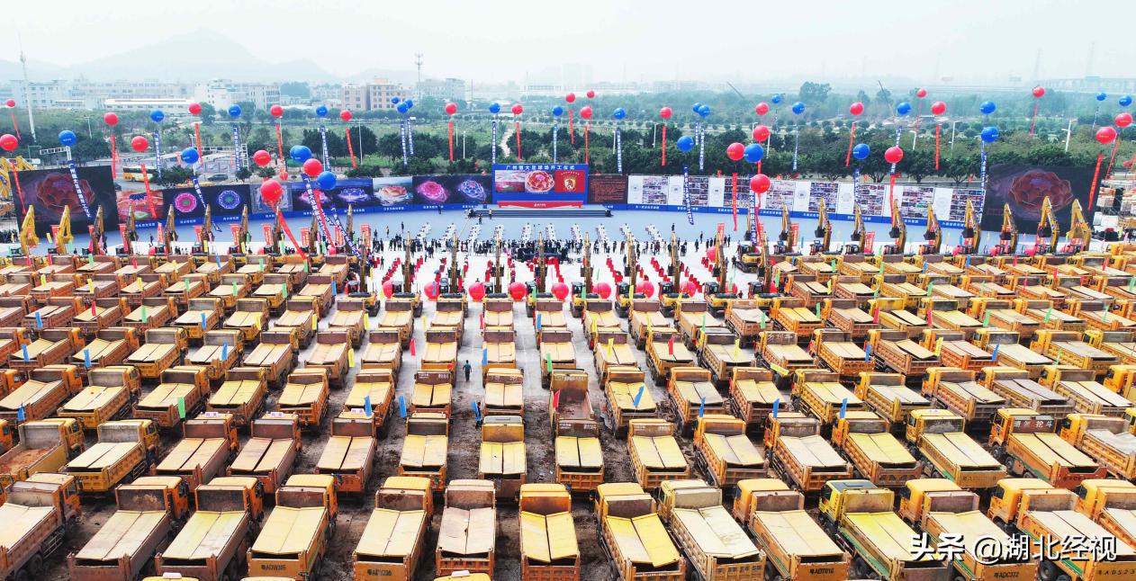 广州恒大10万人足球场震撼,广州恒大120亿新建球场