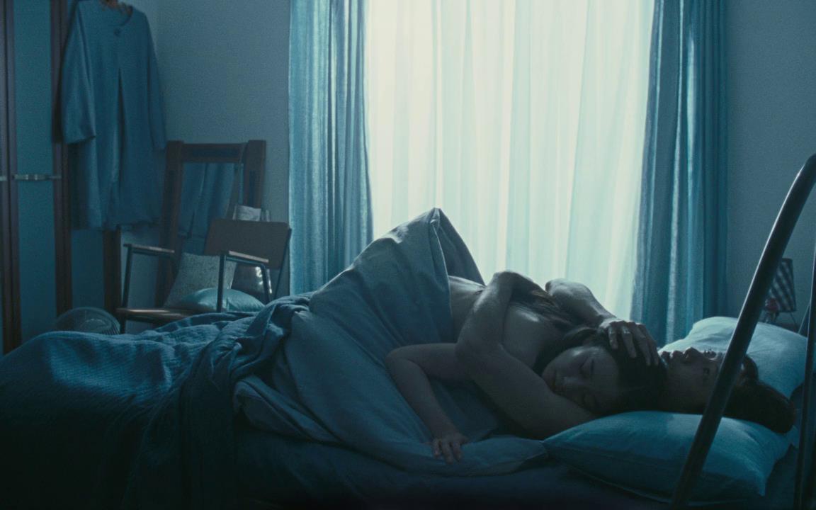 日影|岛国出品大尺度纯爱片！高桥小哥搞起情趣娃娃？