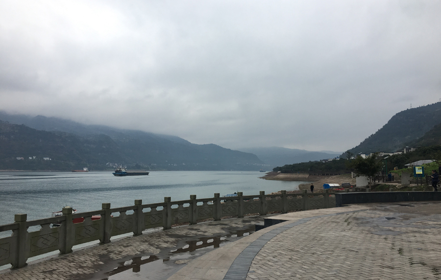 万州大周小周在长江北边还是南边,万州大周