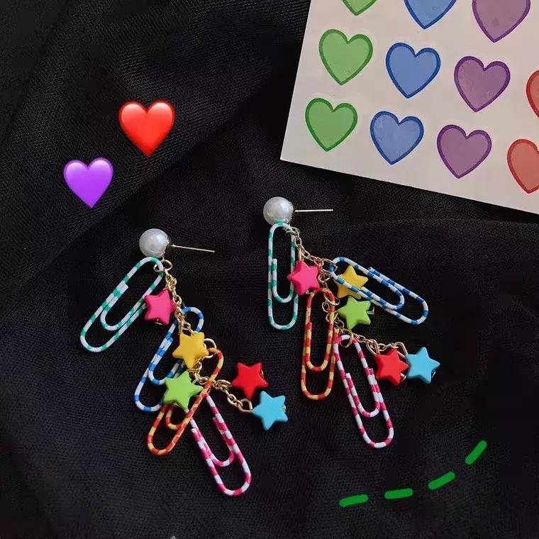 火爆全宇宙的“泫雅风”背后有着怎样的文化元素？转发送眼影盘