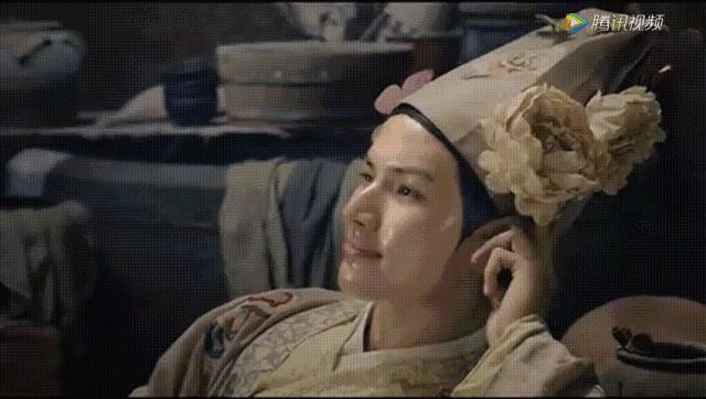 上妆暗沉得快什么原因,上妆后没多久皮肤就暗沉