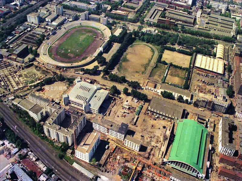 八区体育场冰球,八区体育场冰球比赛