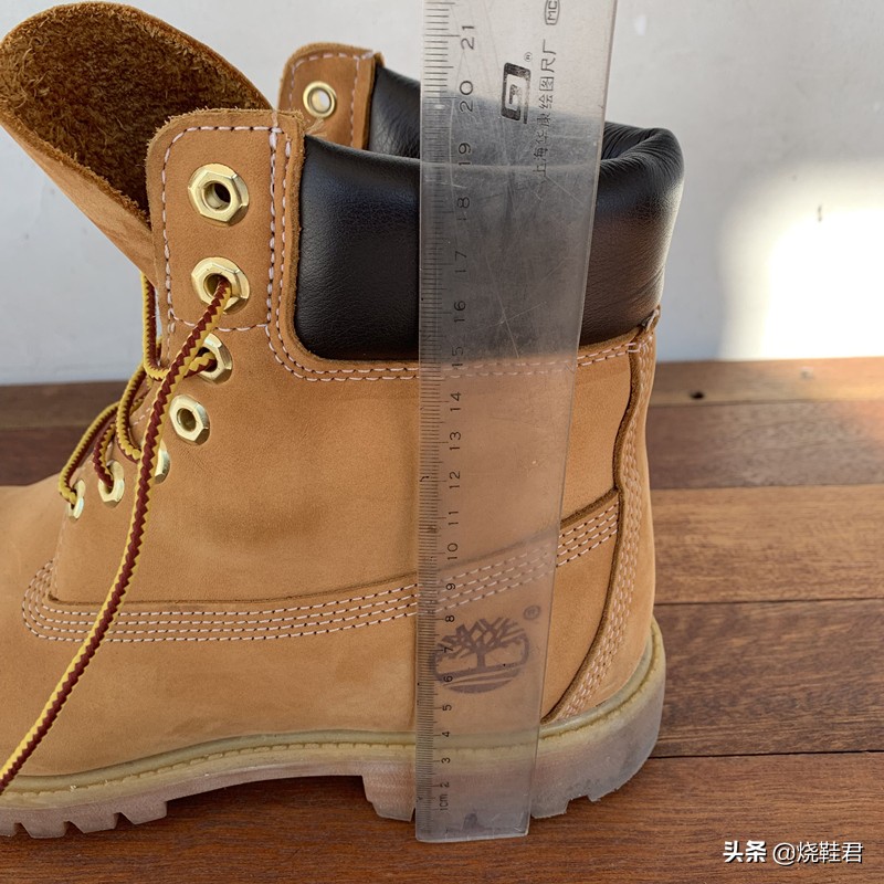 红翼875和添柏岚大黄靴选哪个,添柏岚马丁靴如何确定经典款