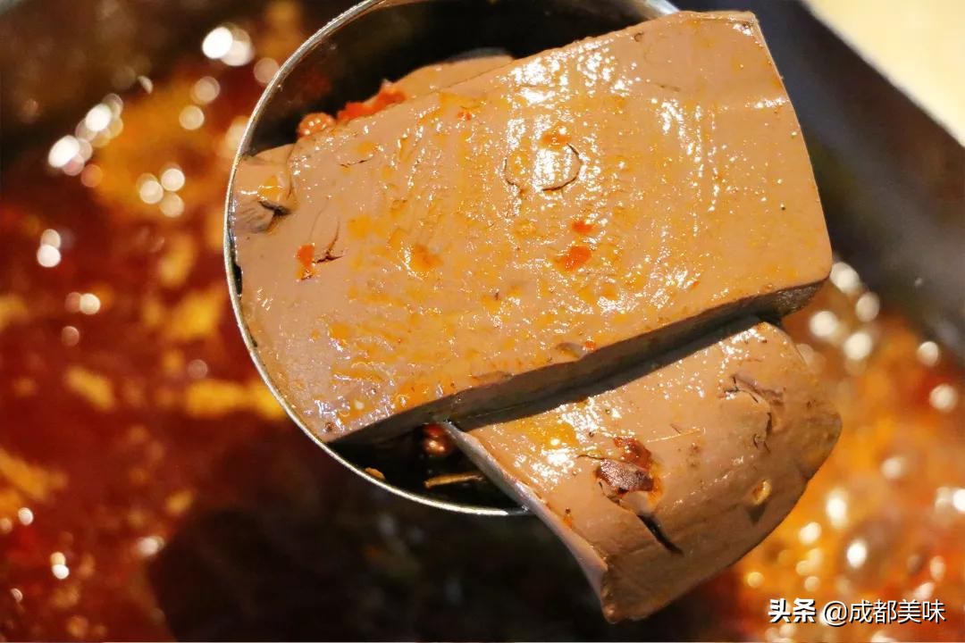 成都这家火锅才是正宗重庆味道,成都这家火锅店充满情怀适合闲聊